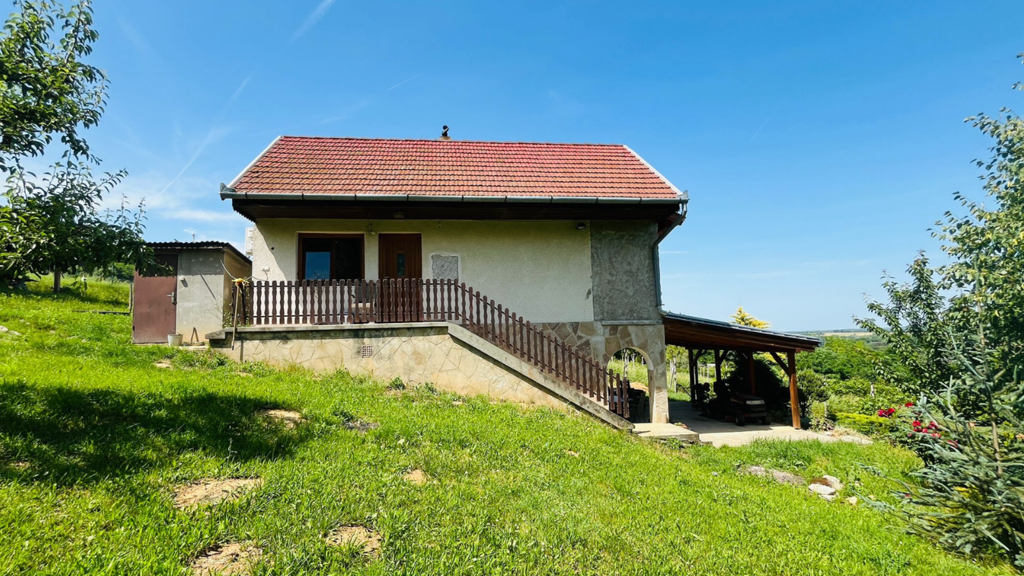 Haus zum Kauf 128.000 € 2 Zimmer 45 m² 6.196 m² Grundstück frei ab sofort Zalaszentgrot