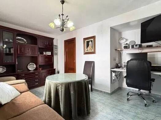 Reihenhaus zum Kauf 89.900 € 4 Zimmer 278 m² Loja Loja 18300