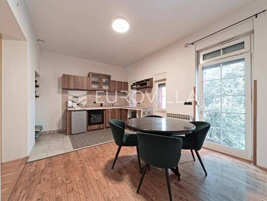 Studio zur Miete 700 € 1 Zimmer 61 m² Gornji grad / Centar Centar
