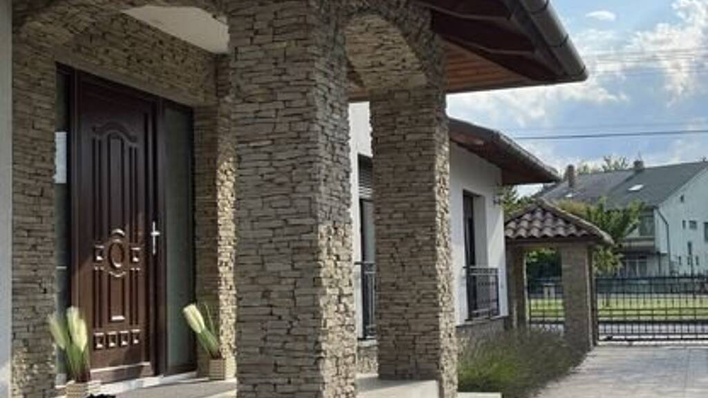 Haus zum Kauf als Kapitalanlage geeignet 677.000 € 5 Zimmer 284 m² 1.030 m² Grundstück Heviz 8360 