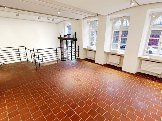 Laden zur Miete 4.880 € 5 Zimmer 190 m² Verkaufsfläche Türkenstraße Maxvorstadt München 80333