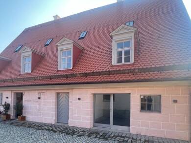 Haus zur Miete 2.500 € 3,5 Zimmer 165 m² 1.300 m² Grundstück Buch Nürnberg 90427