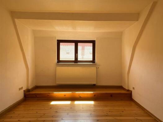 Wohnung zur Miete 375 € 2 Zimmer 68 m² Torgau 04860
