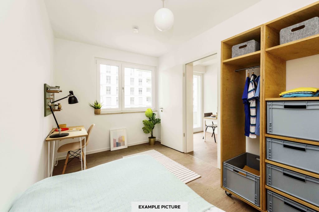 Wohnung zur Miete Wohnen auf Zeit 700 € 4 Zimmer 9,8 m²<br/>Wohnfläche 16.01.2025<br/>Verfügbarkeit Klara-Franke-Straße 24-28 Moabit Berlin 10557