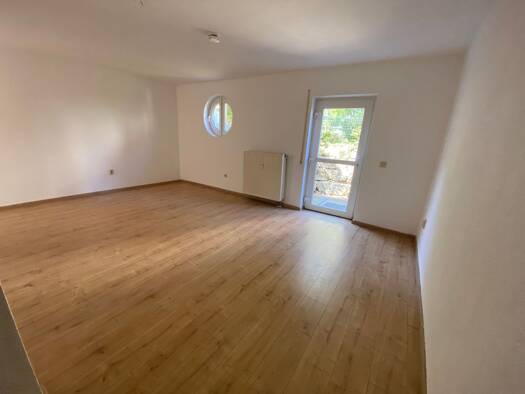 Wohnung zur Miete 210 € 1 Zimmer 34,5 m² frei ab sofort In den Bauerngärten 6 Triestewitz Arzberg 04886