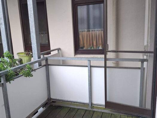 Wohnung zur Miete 450 € 2 Zimmer 55 m² 1. Geschoss frei ab sofort Gnesener Straße 20 Lehe Bremerhaven 27576