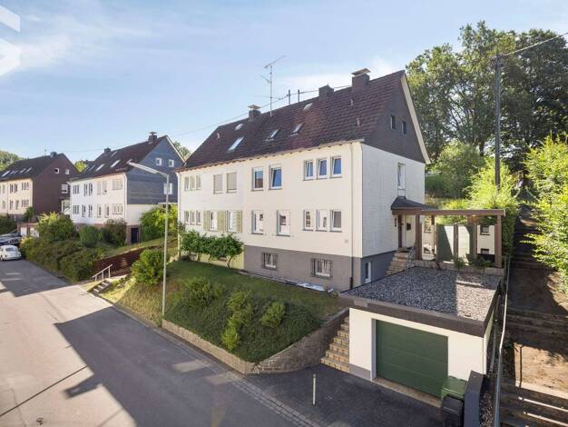 Doppelhaushälfte zum Kauf 265.000 € 5 Zimmer 137,2 m² 668 m² Grundstück Gummersbach Gummersbach 51643