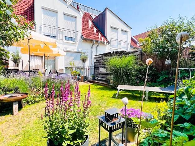 Reihenmittelhaus zum Kauf 649.000 € 6 Zimmer 160 m² 160 m² Grundstück Hölderlinstraße 54 Schwabach 91126