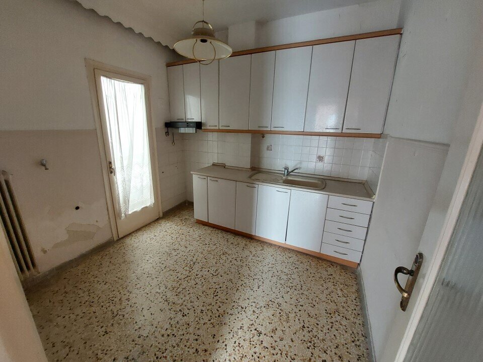 Apartment zum Kauf 85.000 € 4 Zimmer 86 m²<br/>Wohnfläche 1.<br/>Geschoss Thessaloniki