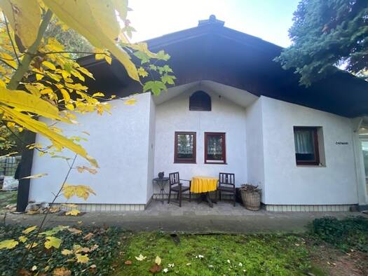 Einfamilienhaus zum Kauf 139.000 € 3 Zimmer 79 m² 3.286 m² Grundstück frei ab sofort Volkstedt 07407