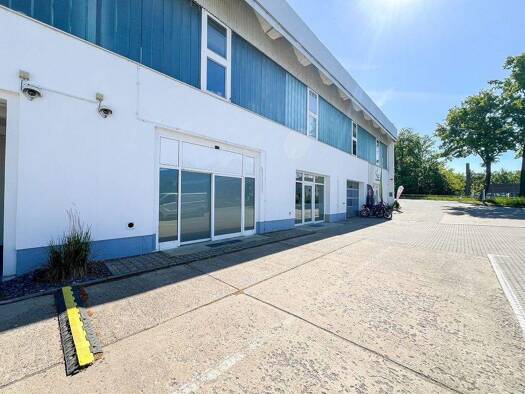 Lagerhalle zur Miete provisionsfrei 7 € 627 m² Lagerfläche Radeberger Vorstadt Dresden 01099