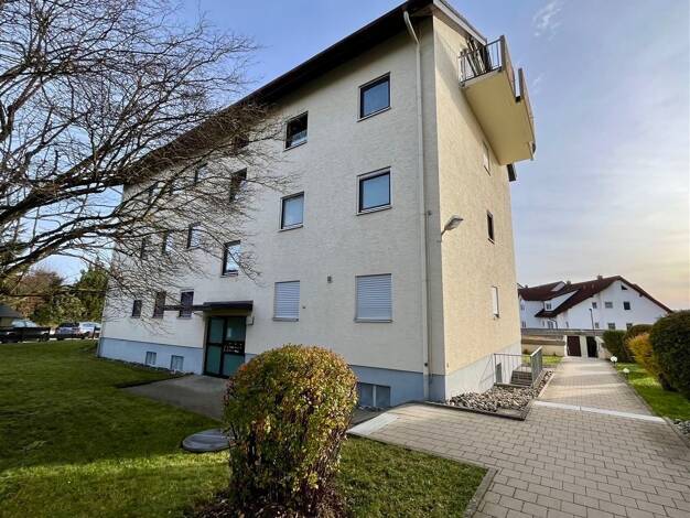 Wohnung zur Miete 700 € 3,5 Zimmer 85,8 m² 2. Geschoss frei ab 01.03.2026 Nattheim 89564