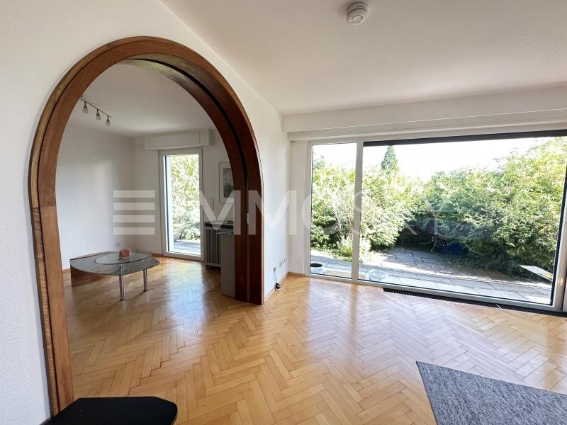 Einfamilienhaus zum Kauf 849.000 € 9 Zimmer 230 m²<br/>Wohnfläche 1.176 m²<br/>Grundstück Eningen Eningen unter Achalm 72800