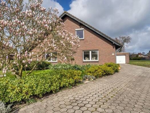 Mehrfamilienhaus zum Kauf 339.000 € 6 Zimmer 199,2 m² 790 m² Grundstück Maadebogen Wilhelmshaven 26389