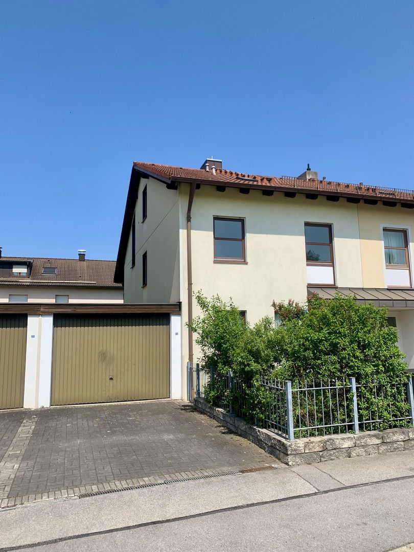 Doppelhaushälfte zur Miete 3.450 € 7 Zimmer 128 m²<br/>Wohnfläche 270 m²<br/>Grundstück Friedenspromenade Waldtrudering München 81827