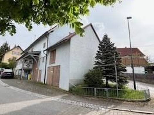 Einfamilienhaus zum Kauf 114.500 € 5 Zimmer 115 m² 368 m² Grundstück frei ab sofort Niedereschach Niedereschach 78078