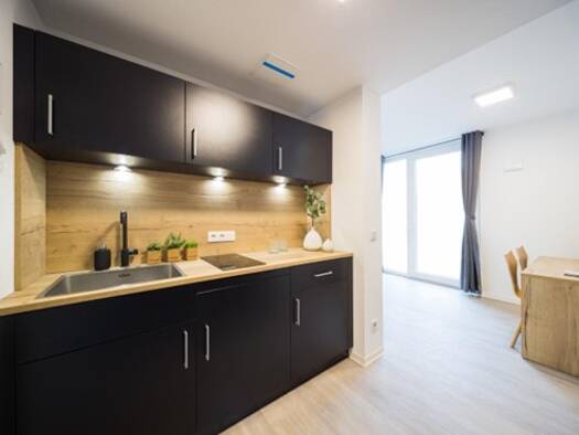 Wohnung zur Miete 842 € 1 Zimmer 36,6 m² Geschoss 1/3 frei ab sofort Rath Stadtbezirk 6 40472