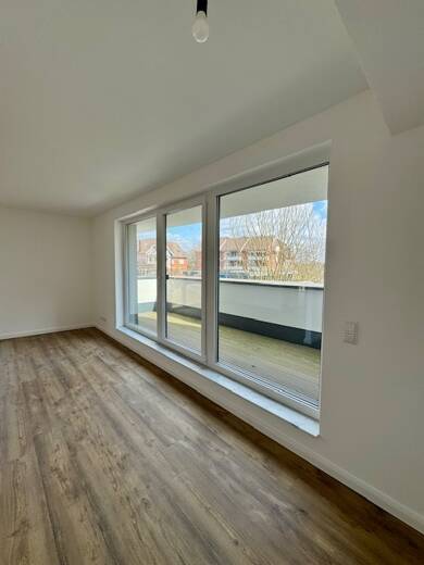 Wohnung zum Kauf provisionsfrei 350.000 € 3 Zimmer 76 m² 1. Geschoss frei ab sofort Rendsburger Landstraße 381 Russee Kiel 24111
