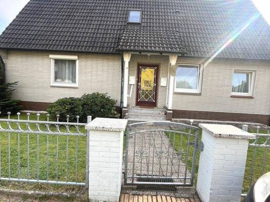 Wohnung zur Miete 825 € 4 Zimmer 92 m² frei ab 01.01.2026 Bierden Achim 28832