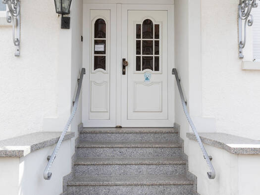 Einfamilienhaus zum Kauf 384.000 € 6 Zimmer 167 m² 1.269 m² Grundstück Herressen-Sulzbach Apolda / Herressen-Sulzbach 99510