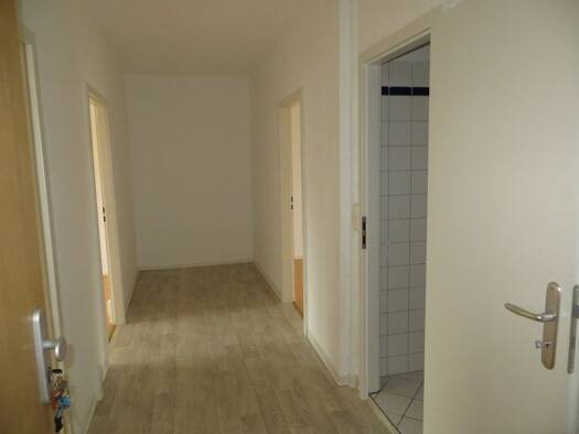 Wohnung zur Miete 680 € 3 Zimmer 70,1 m² 4. Geschoss frei ab 01.10.2026 Erzberger Straße 55 Oranienburg Oranienburg 16515