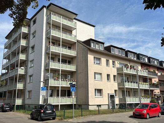 Wohnung zum Kauf 99.000 € 3 Zimmer 69 m² 4 Geschosse frei ab 01.01.2026 Borbeck Oberhausen 46117