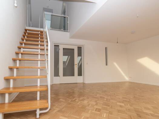 Wohnung zum Kauf 299.000 € 3 Zimmer 90 m² 5. Geschoss Südvorstadt Leipzig 04275