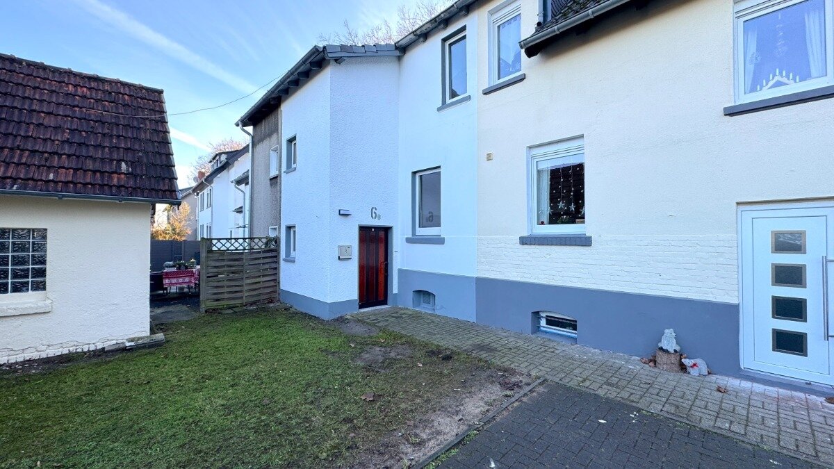 Reihenmittelhaus zum Kauf provisionsfrei 179.000 € 3 Zimmer 81,6 m²<br/>Wohnfläche 298 m²<br/>Grundstück Baurstr. 6b Eigen Bottrop 46240