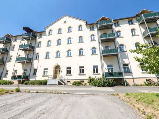 Wohnung zum Kauf 69.500 € 2 Zimmer 67,7 m² 3. Geschoss frei ab sofort Fraureuth 08427