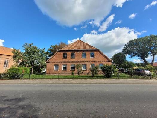 Haus zum Kauf 110.000 € 10 Zimmer 300 m² 2.344 m² Grundstück Sückau Amt Neuhaus 19273