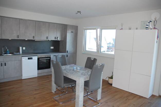 Terrassenwohnung zur Miete 990 € 3 Zimmer 98 m² Dachgeschoss, 2. Geschoss frei ab 01.10.2025 Heide Heide 25746