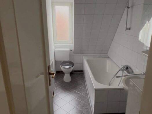 Wohnung zur Miete 950 € 3 Zimmer 63 m² 2. Geschoss frei ab sofort Steinplatte Nürnberg 90491