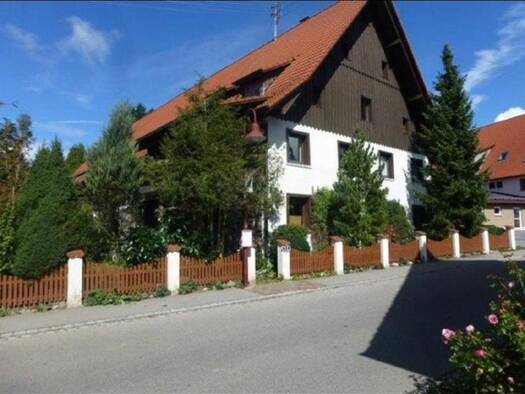 Wohnung zur Miete 1.500 € 4 Zimmer 145 m² frei ab 01.09.2026 Großstadelhofen Pfullendorf 88630