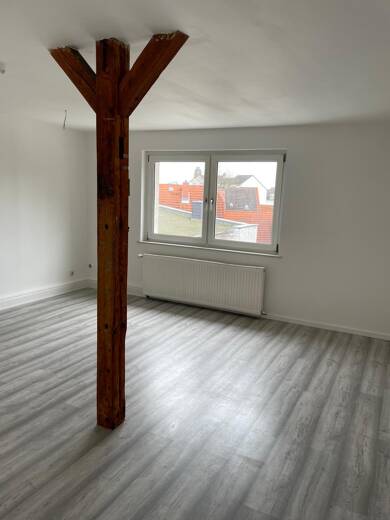 Wohnung zur Miete 293 € 1 Zimmer 39 m² Dachgeschoss, 2. Geschoss frei ab sofort Bärteichpromenade 1a Köthen Köthen (Anhalt) 06366
