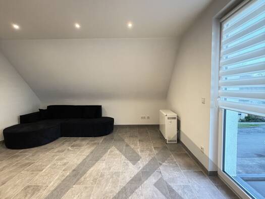 Wohnung zur Miete 700 € 2 Zimmer 60,2 m² Schwarzenbach Homburg / Schwarzenbach 66424