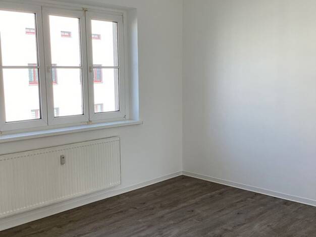 Wohnung zur Miete 318 € 2 Zimmer 49,6 m² 2. Geschoss frei ab 21.04.2026 Zetkinstr. 15 Cracau Magdeburg 39114