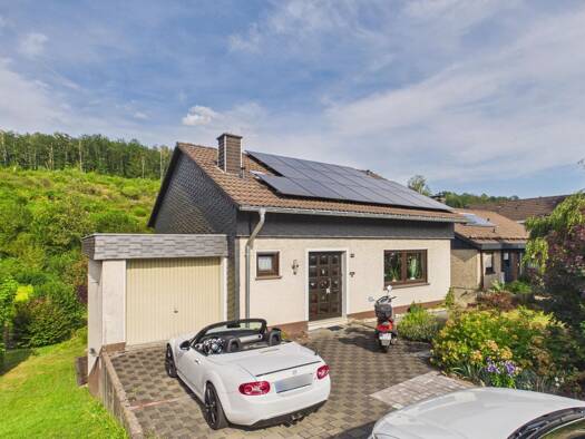 Einfamilienhaus zum Kauf 259.000 € 4 Zimmer 112,8 m² 869 m² Grundstück Lindenberg Freudenberg 57258