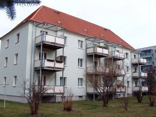 Wohnung zur Miete 350 € 2 Zimmer 51,1 m² 1. Geschoss frei ab 01.12.2026 Emil-Schemmel-Straße 11 Heidenau 01809