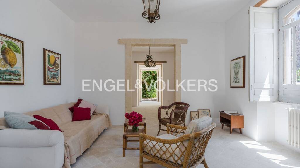 Villa zum Kauf 560.000 € 7 Zimmer 200 m² Via Eveneto 12 Siracusa 96100