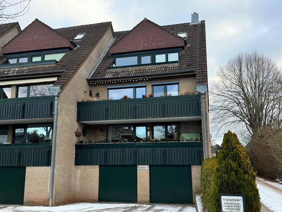 Immobilie in Ratekau - Vermietete Eigentumswohnung über zwei Ebenen, Balkon und Garage in 23689 Pansdorf - Bild 2