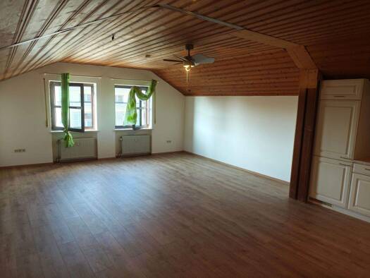 Studio zur Miete 400 € 1 Zimmer 39,7 m² frei ab sofort Tann 84367