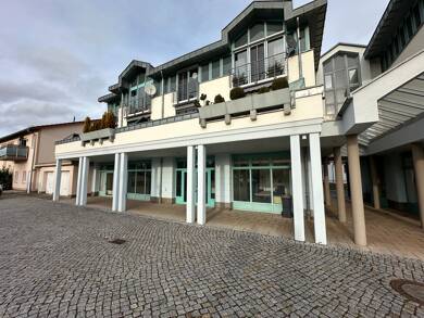 Laden zur Miete 700 € 3 Zimmer 173 m² Verkaufsfläche teilbar von 83,9 m² bis 89,2 m² Teistungen Teistungen 37339