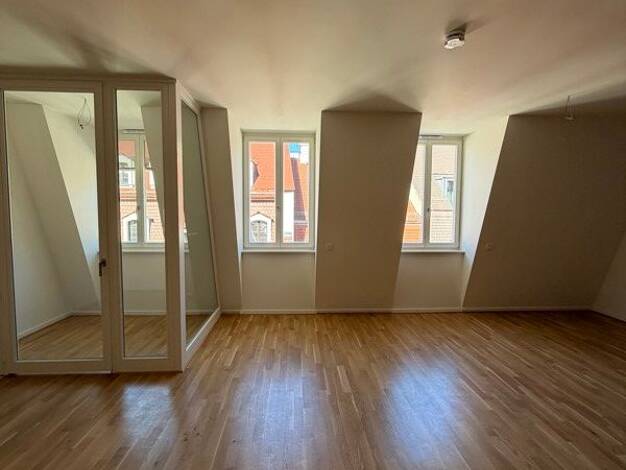 Wohnung zur Miete 1.509 € 2 Zimmer 89,2 m² 5. Geschoss Rampische Straße Innere Altstadt Ortsamtsbereich Altstadt 01067