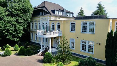 Villa zum Kauf 1.490.000 € 14 Zimmer 780 m² 2.100 m² Grundstück Schmölderpark Mönchengladbach 41236