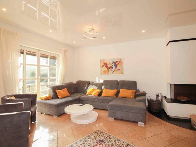 Wohnung zum Kauf 725.000 € 3 Zimmer 120,2 m² EG Neukeferloh Grasbrunn 85630