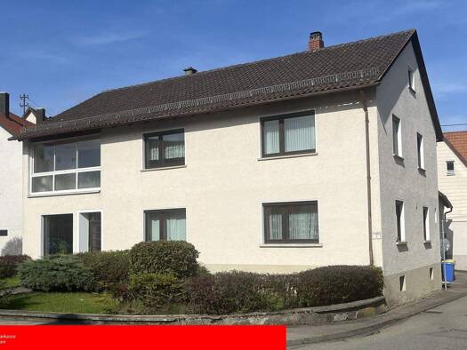 Einfamilienhaus zum Kauf 335.000 € 10 Zimmer 207 m² 313 m² Grundstück Gosheim 78559