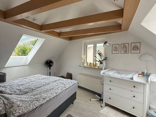 Wohnung zur Miete 1.100 € 3,5 Zimmer 89 m² Geschoss 1/2 frei ab 01.01.2027 Hessigheim 74394