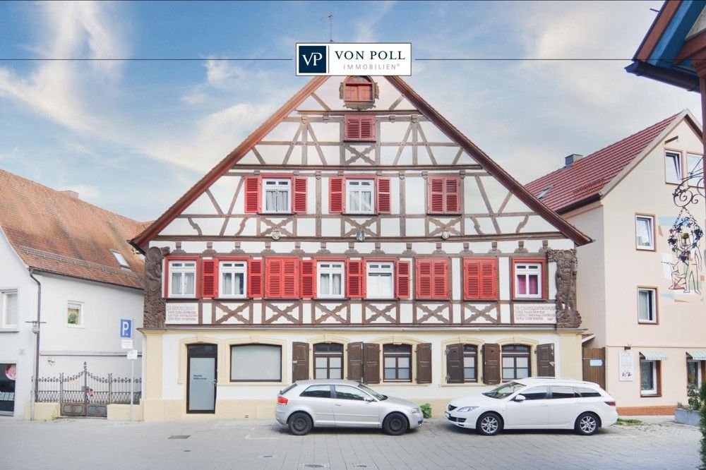 Wohn- und Geschäftshaus zum Kauf als Kapitalanlage geeignet 475.000 € 12 Zimmer 306 m²<br/>Fläche 229 m²<br/>Grundstück Innenstadt Schwäbisch Gmünd 73525