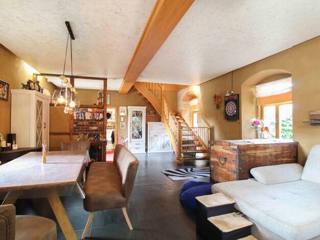 Sonstiges zum Kauf als Kapitalanlage geeignet 530.000 € 6 Zimmer 230 m² 2.200,1 m² Grundstück Frohndorf Sömmerda 99610