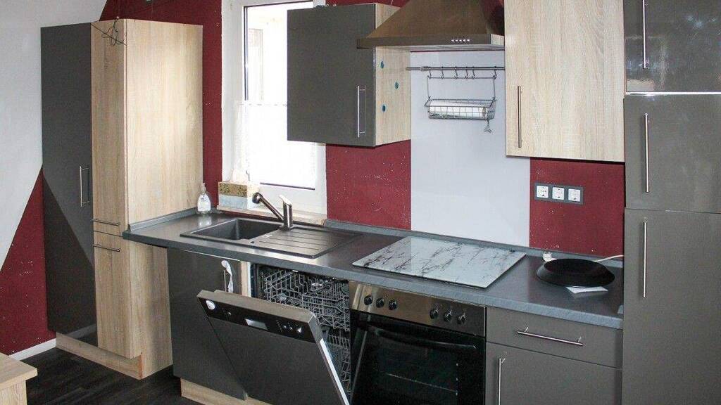 Einfamilienhaus zum Kauf provisionsfrei 94.800 € 8 Zimmer 158 m² 262 m² Grundstück Mittelschmalkalden Schmalkalden 98574